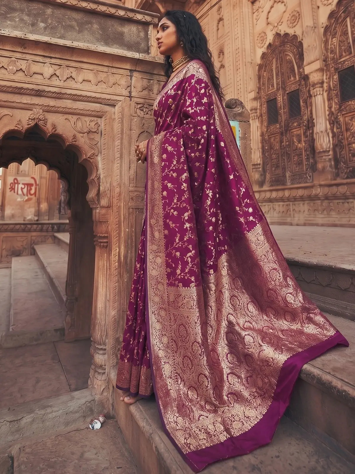 Tarani Shloka magenta Art Silk saree side view with designer zari weaving