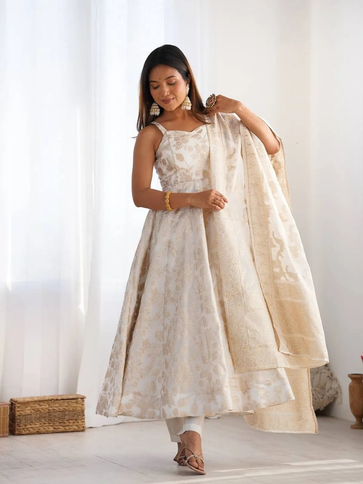 Tarani off white banarasi jacquard dola silk festive dress with dupatta and stitched pant full view