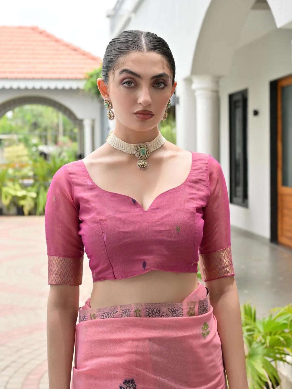 Tarani soft pink Chanderi saree close-up of blouse and neckline styling
