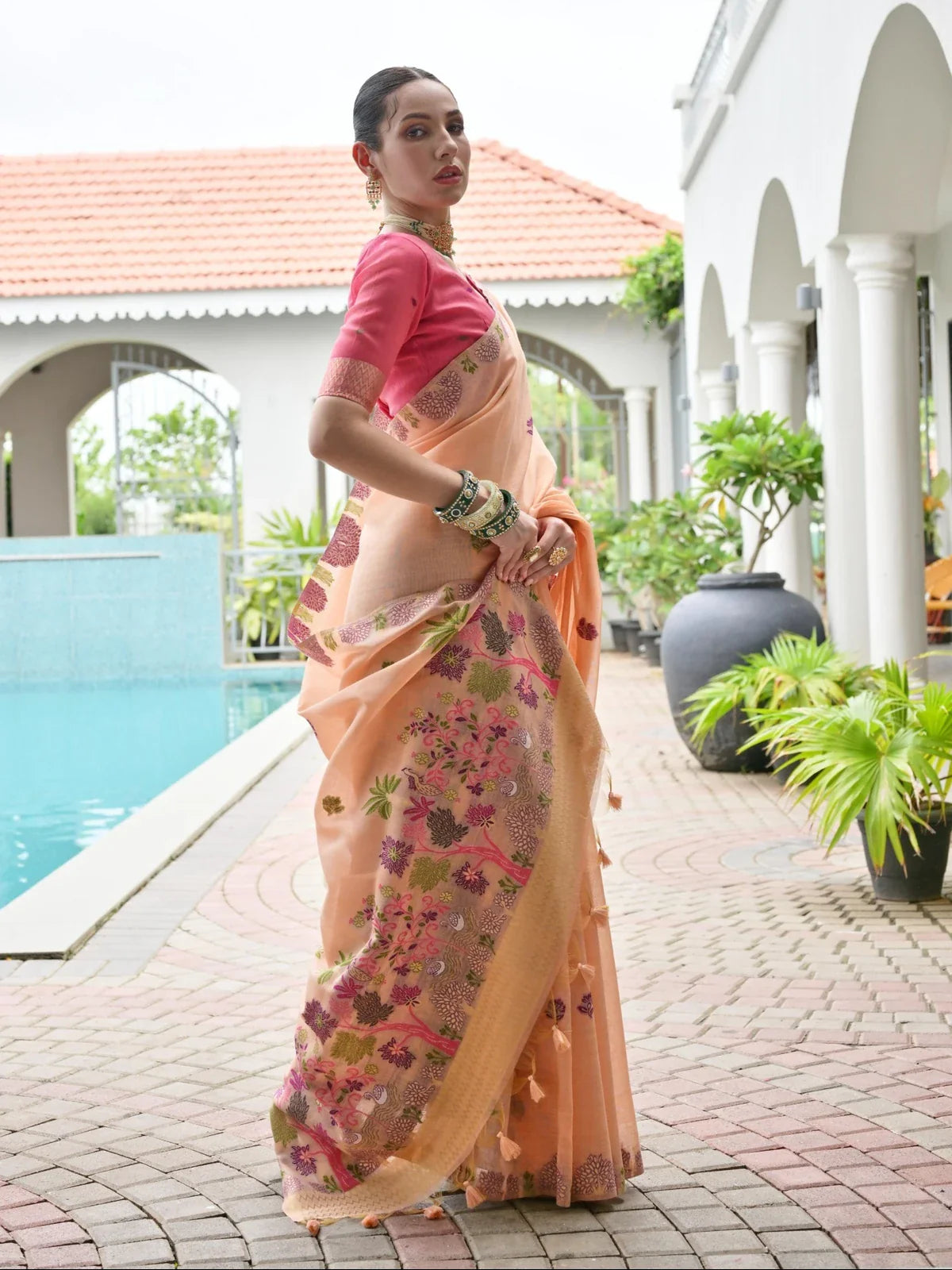 Tarani kankana Peach Chanderi saree fabric detail view for festive party and wedding wear