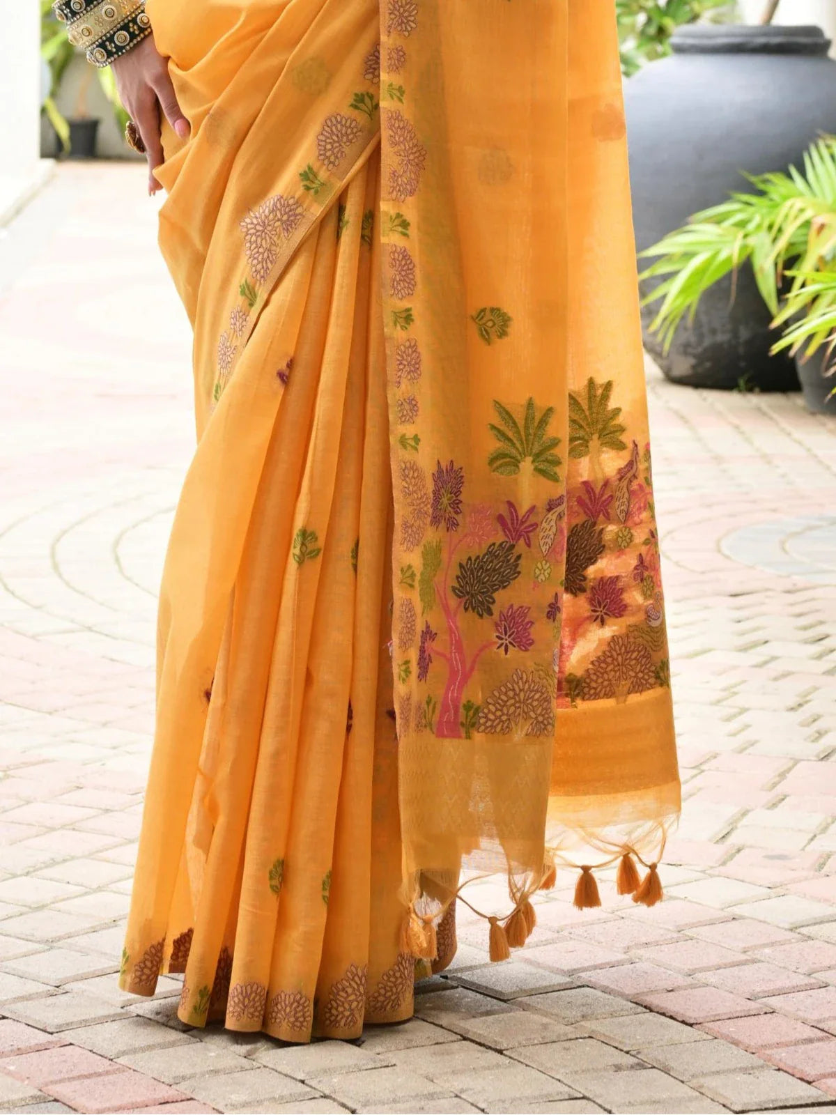 Tarani priyamvaditika Mustard Cotton saree close up view for festive party and wedding wear