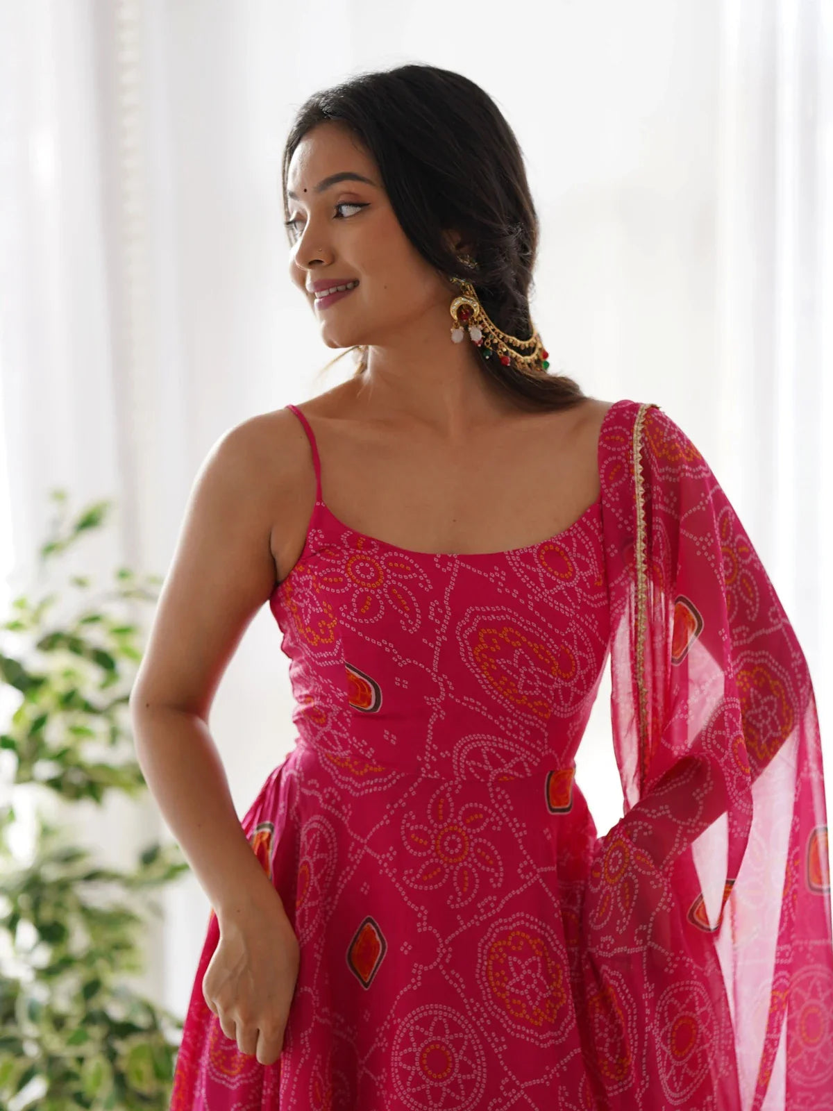 Tarani premium pink chiffon gown upper body view with festive look