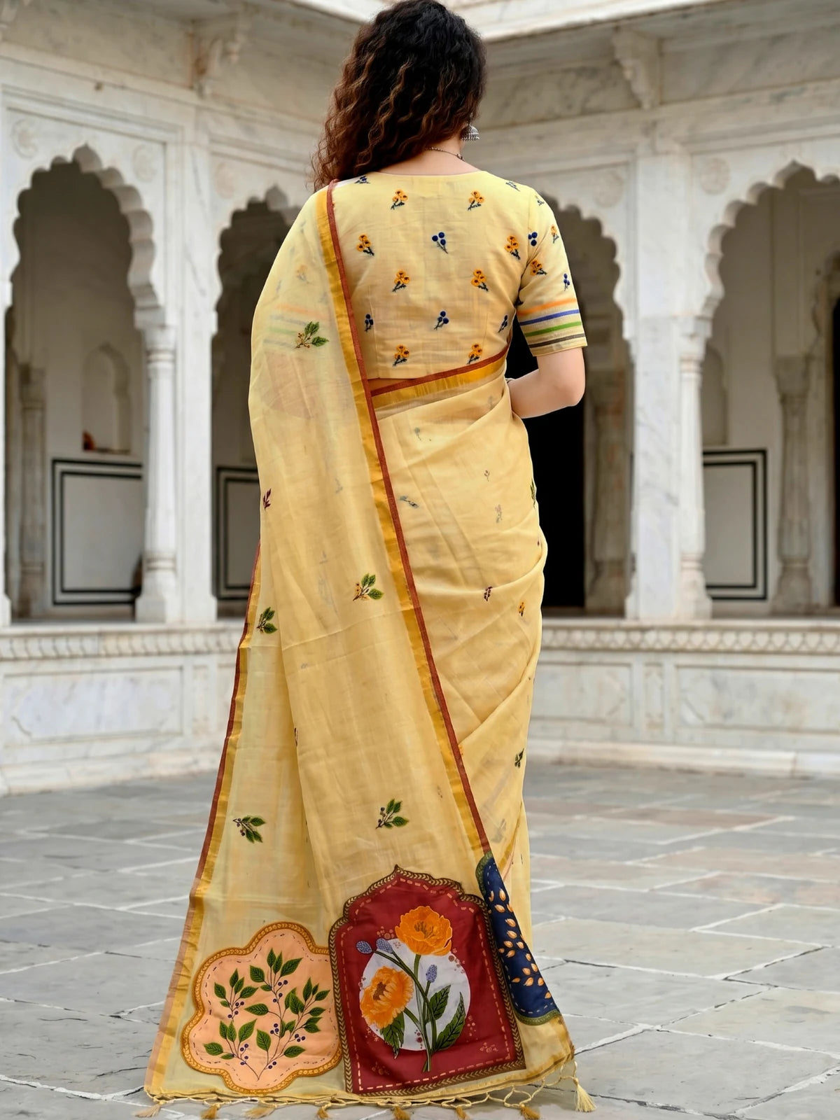 Tarani beige cotton saree with woven floral work back-view Reshma