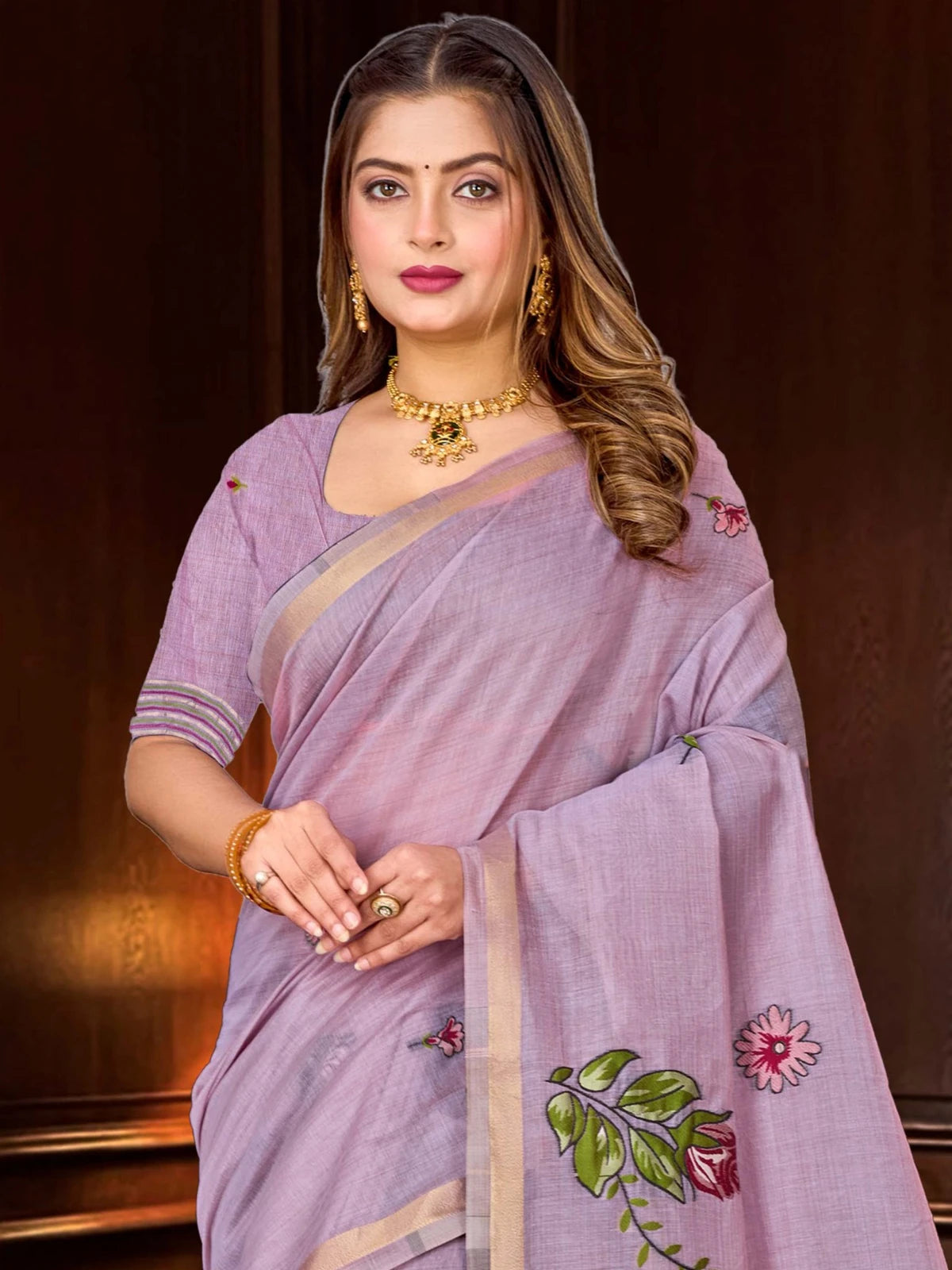 Tarani lavender cotton blend saree upper body front view
