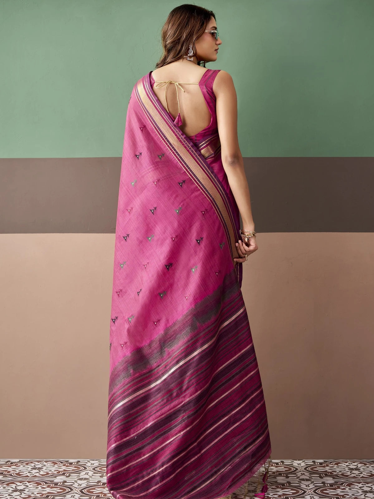 Tarani premium cotton weaving saree full back view showing pallu drape