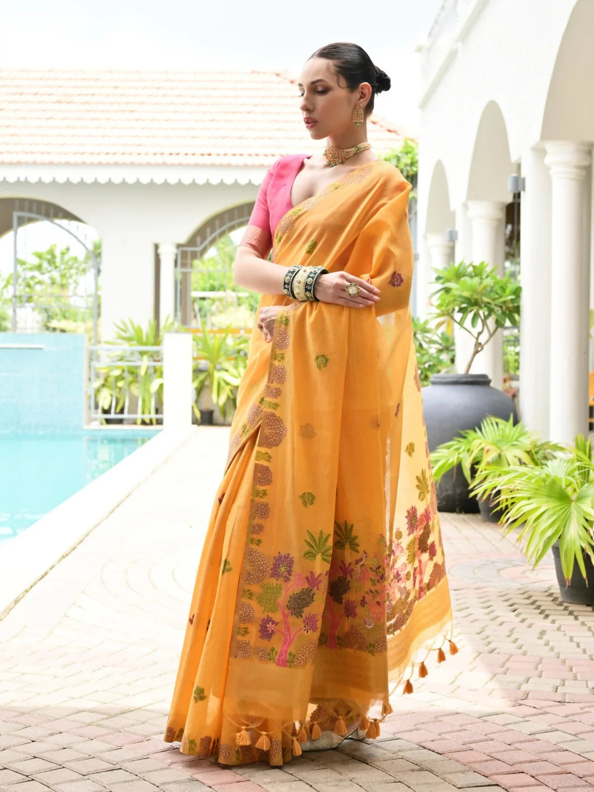 Tarani priyamvaditika Mustard Cotton saree fabric detail view for festive party and wedding wear