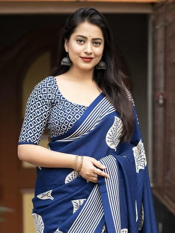 Tarani navy blue cotton saree upper-body close view highlighting blouse and design