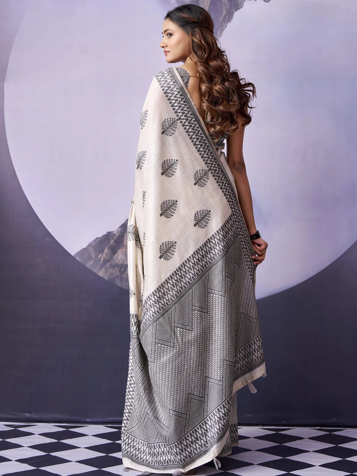 Tarani fancy premium cotton off white saree with grey print back-view TRN-111707B Vasudha