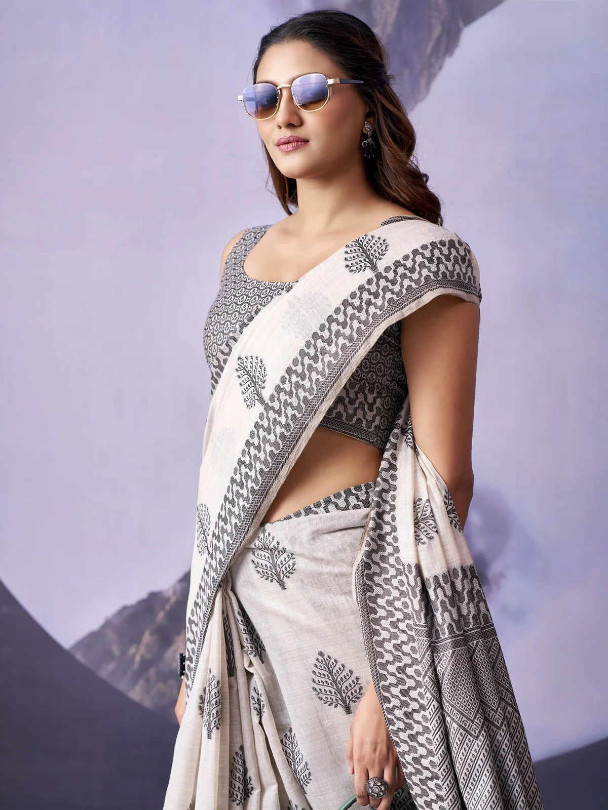 Tarani fancy premium cotton off white saree with grey print closeup-view TRN-111707B Vasudha