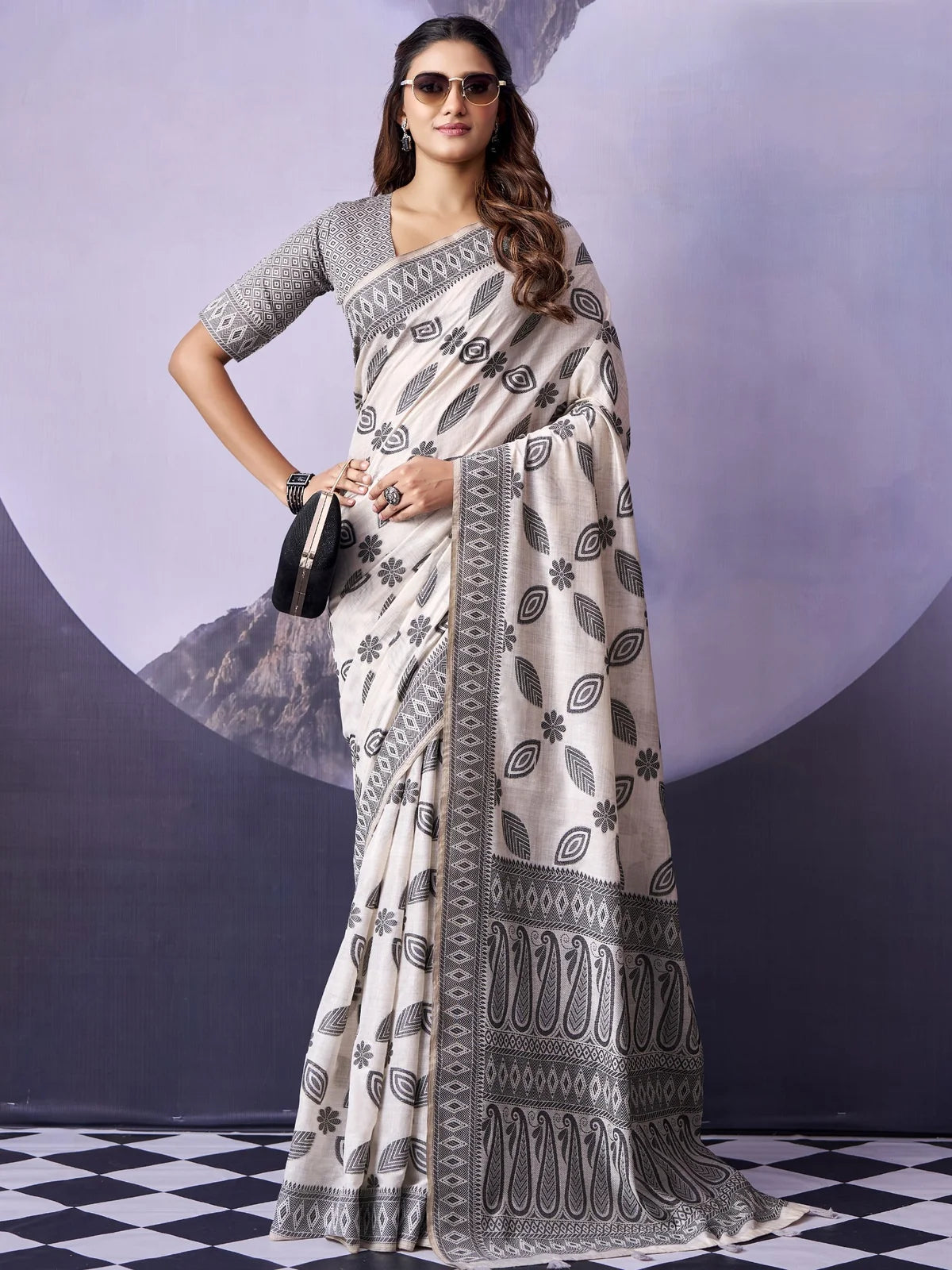 Tarani off white Fancy Premium Cotton saree with woven border and cotton blouse full-view