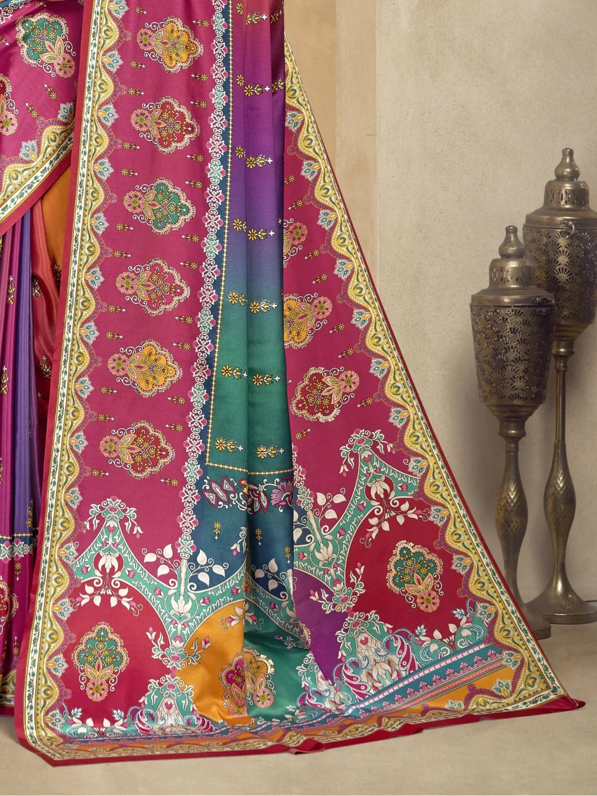 Tarani crepe saree close pallu view with multicolor digital and foil position print