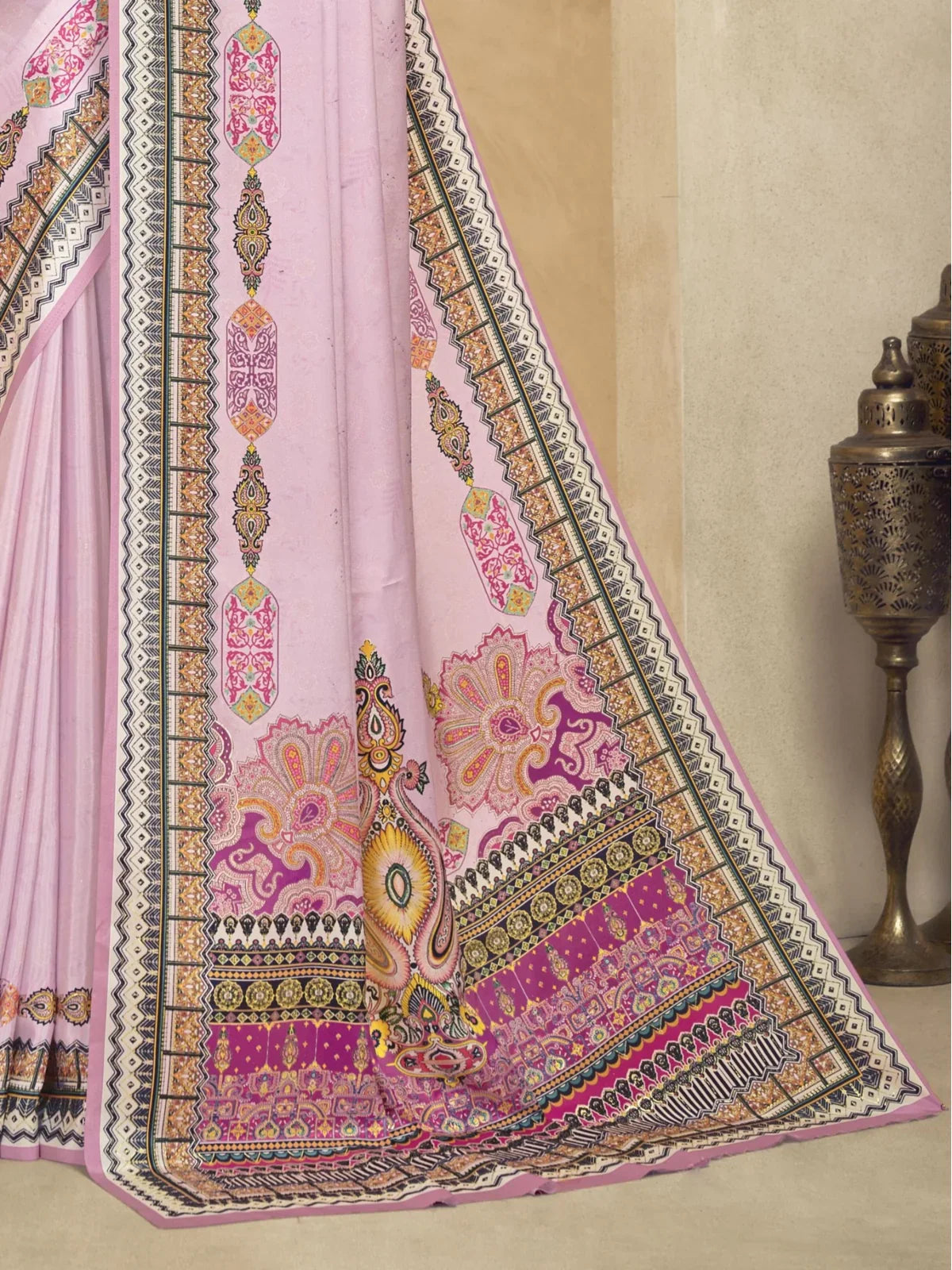 Tarani pink crepe saree pallu view showing foil and digital print border