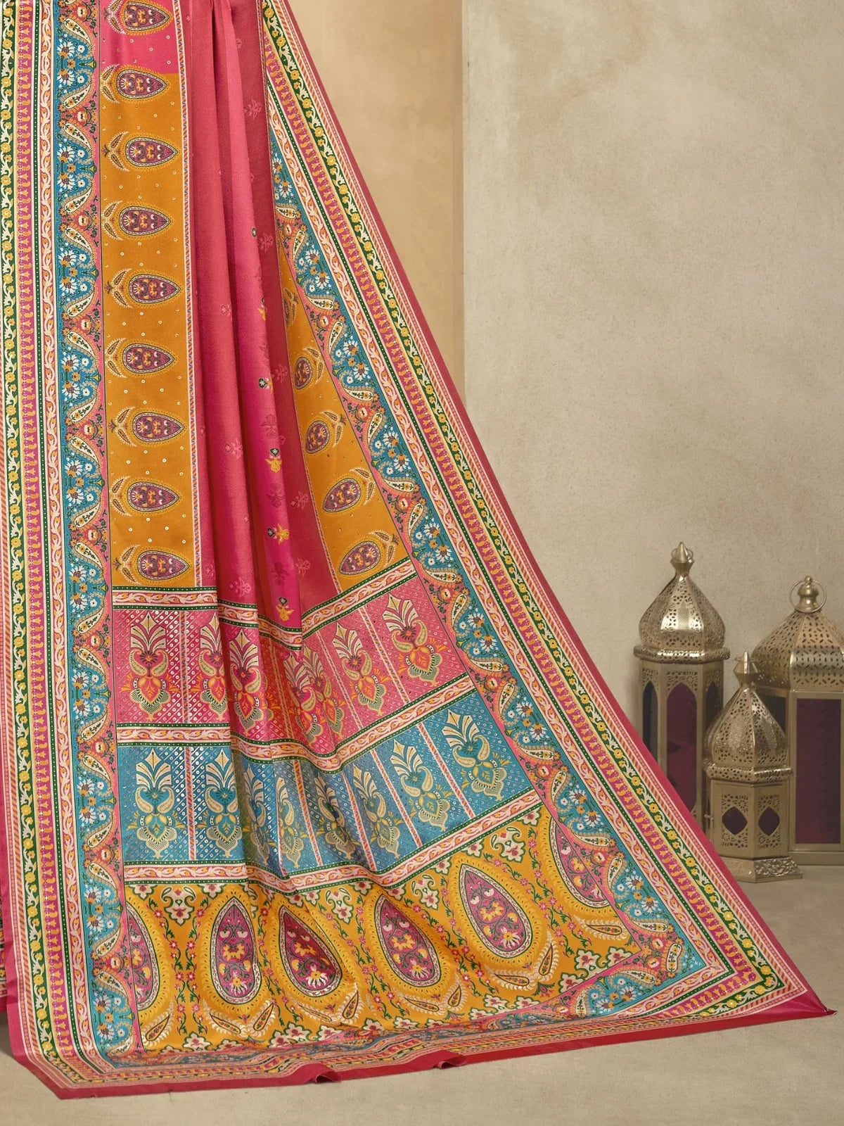 Tarani pink crepe saree pallu-view showing digital print and foil work
