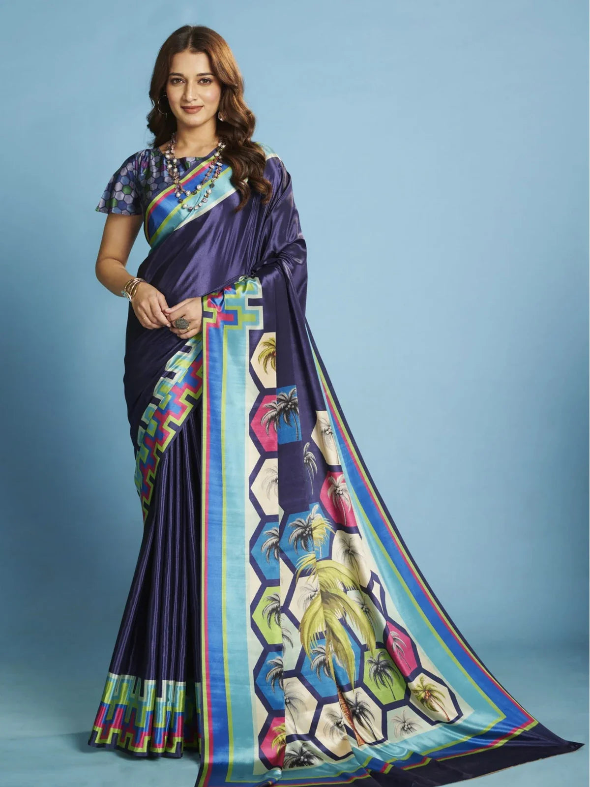 Tarani navy blue crepe silk saree full view with geometric tropical pallu and contrast blouse