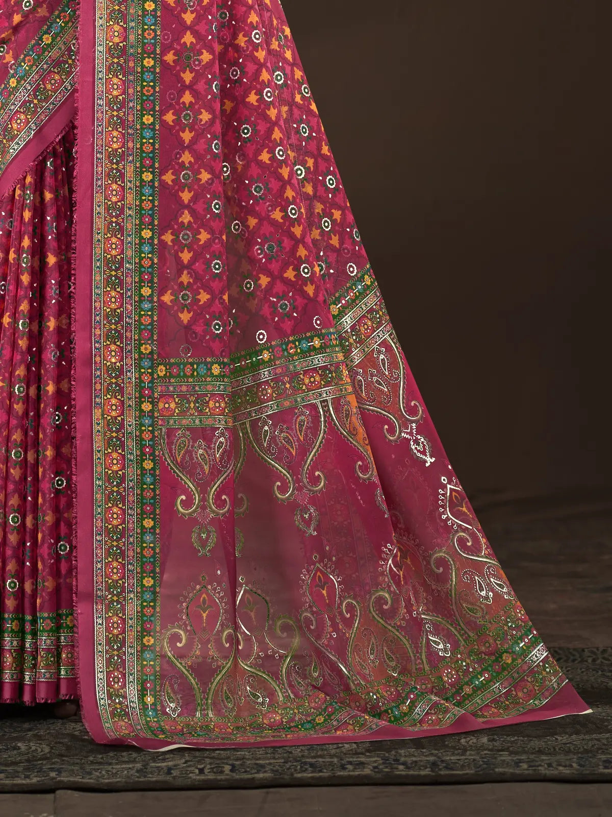Tarani pink crepe silk saree close-up view showing foil print and fabric texture