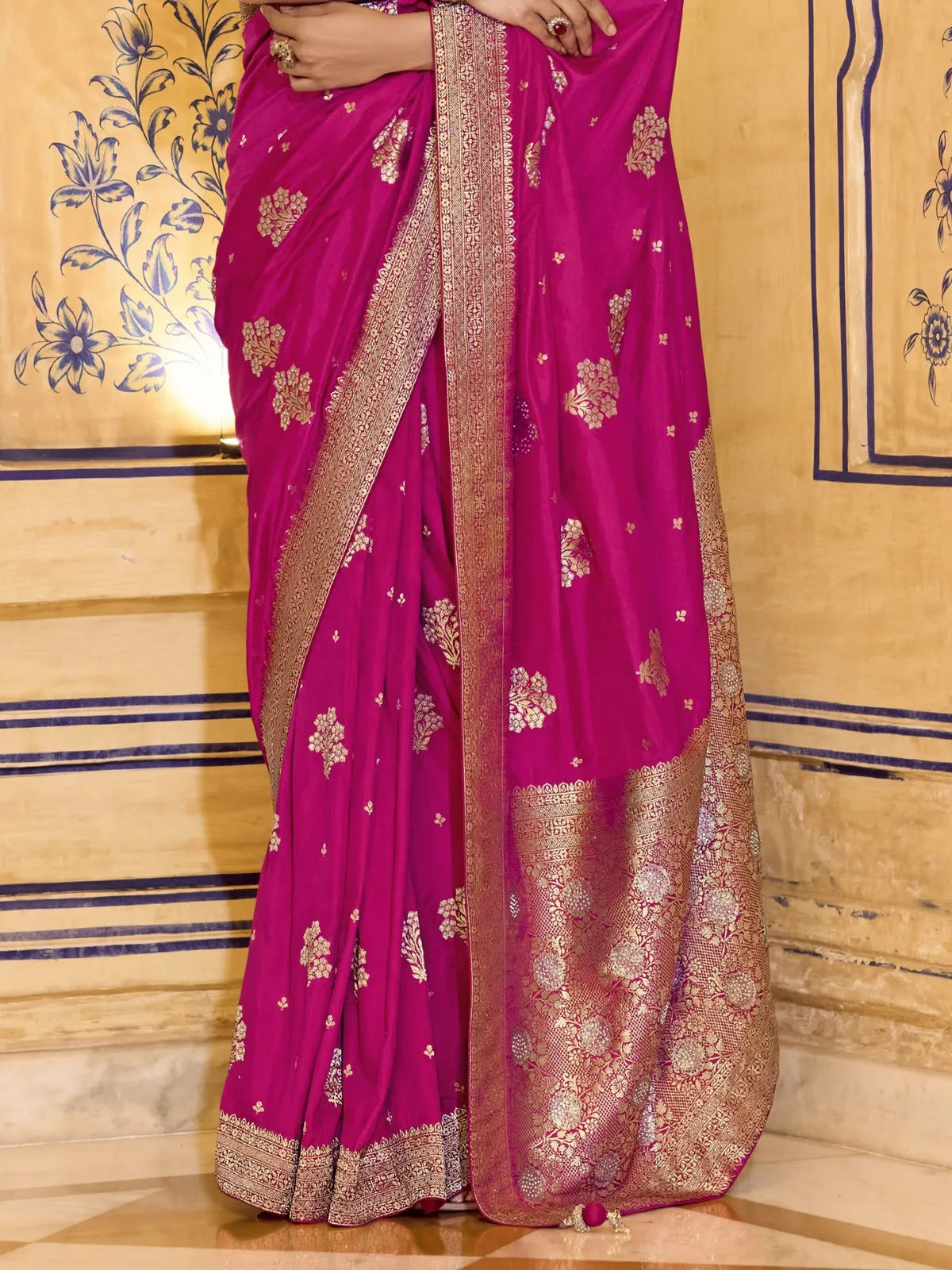 Tarani crepe silk saree closeup showing zari weaving on pallu and intricate border work