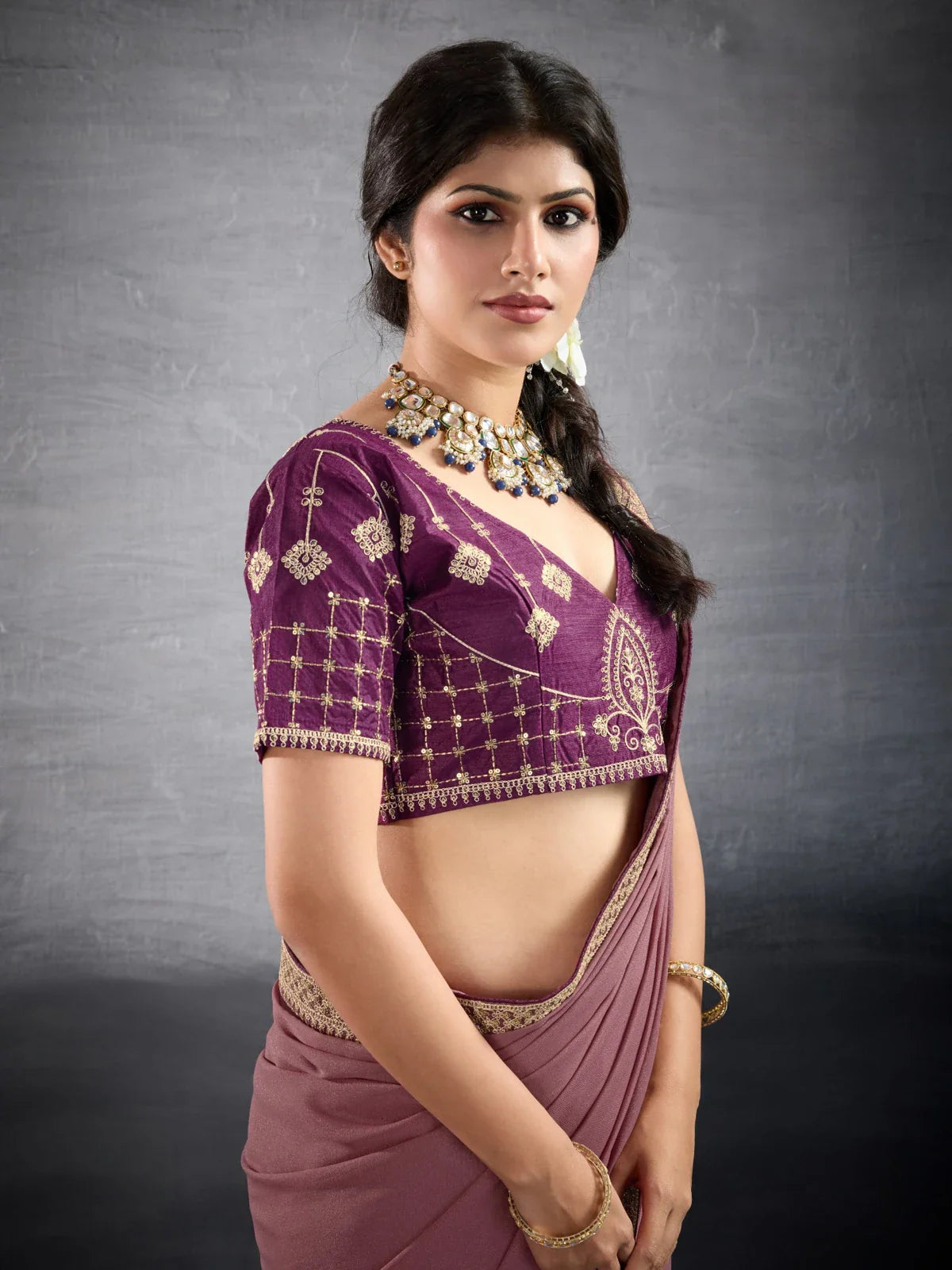 Tarani mauve saree close-up showing embroidered blouse and neckline