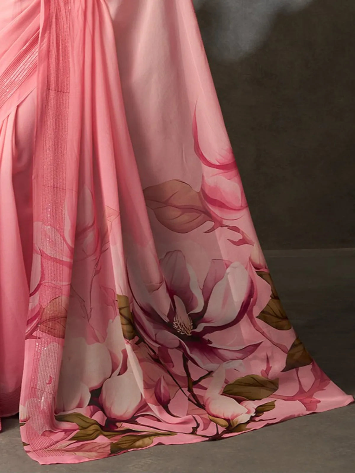 Tarani pink georgette silk saree pallu with floral print closeup view