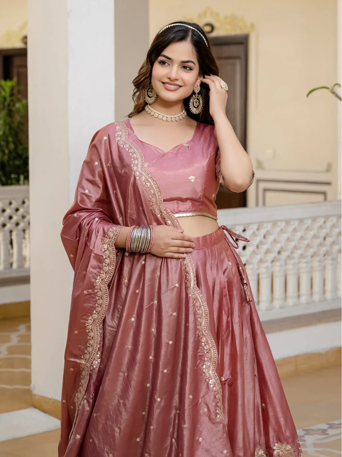 Tarani rose pink gold crush lehenga upper body view highlighting blouse and dupatta