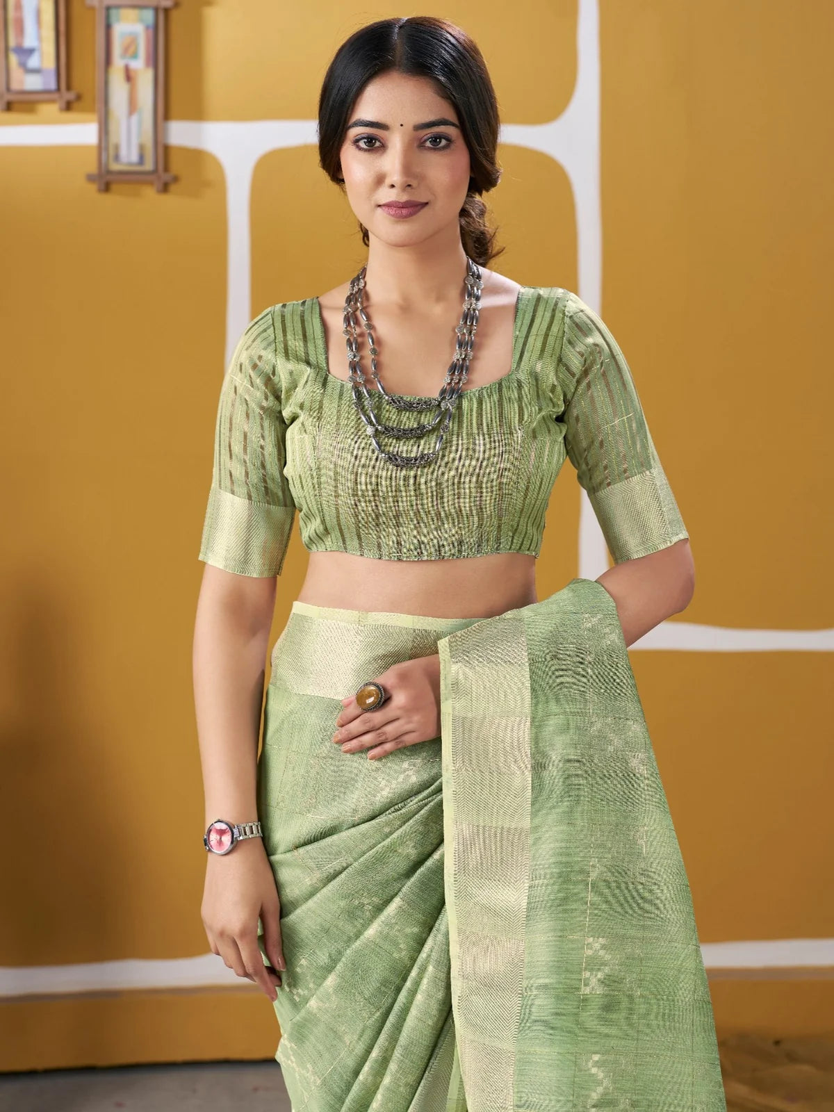 Tarani green soft linan cotton silk saree upper body blouse view