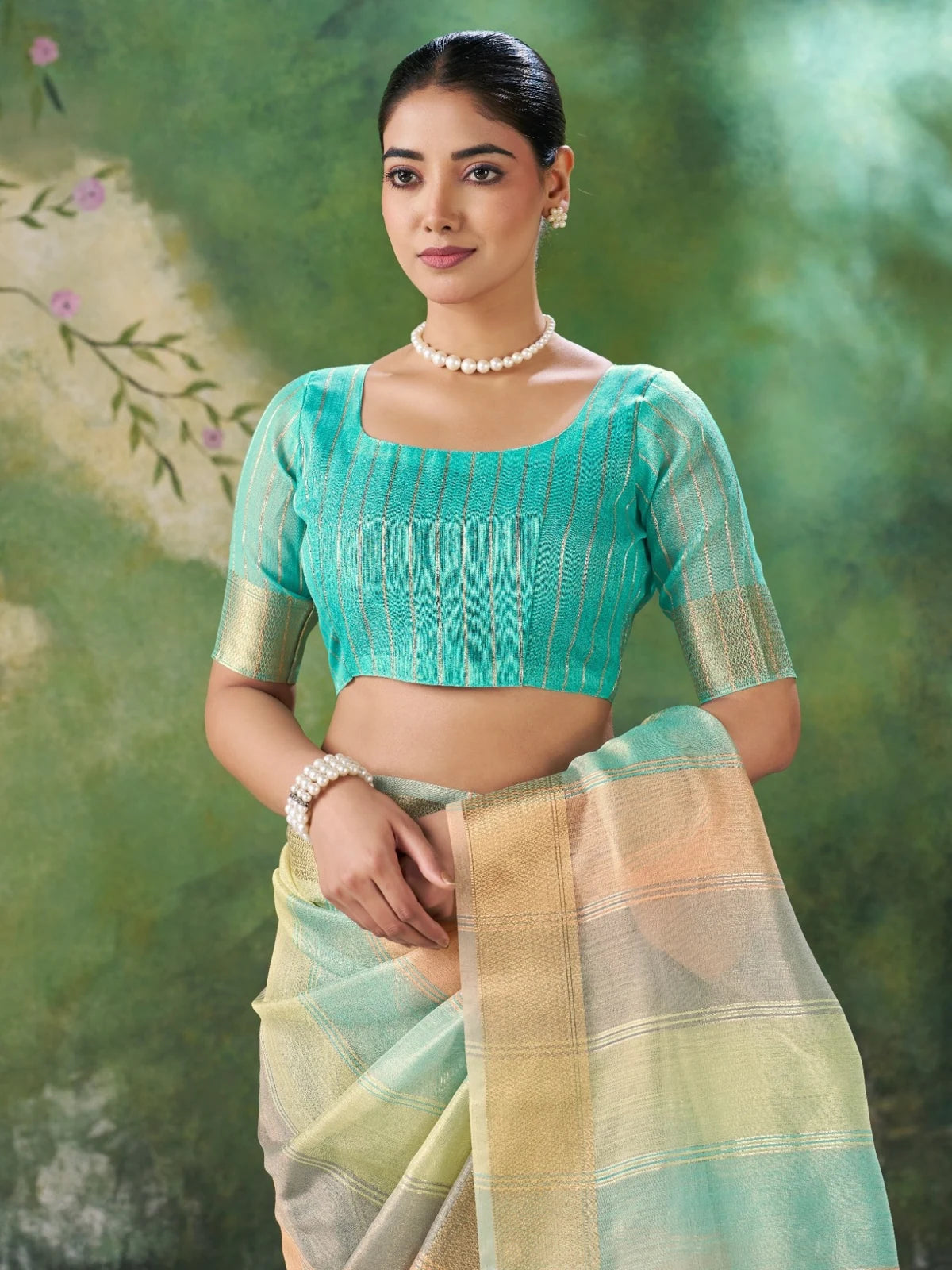 Tarani Alpana mint green soft linan cotton silk saree upper body blouse and zari border view