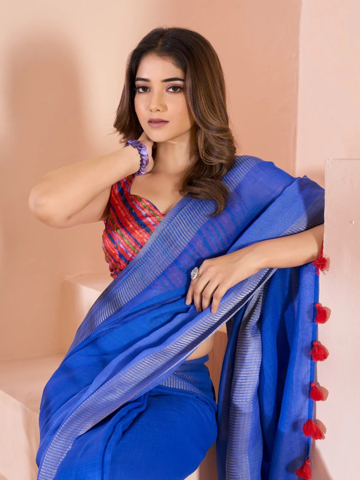 Tarani blue linen saree upper body view showing elegant digital print blouse for festive look