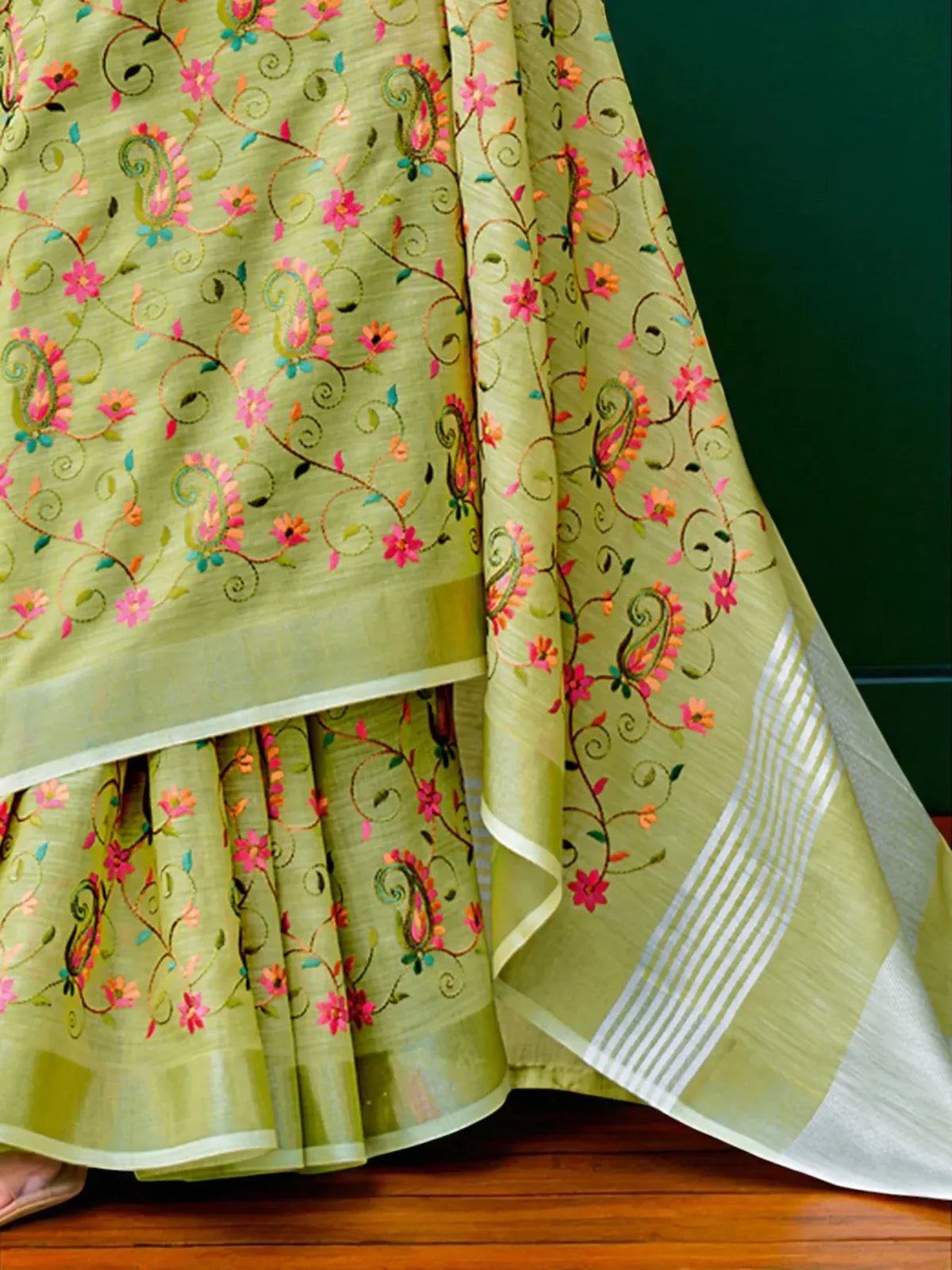 Kashmira Linen Saree - TARANI