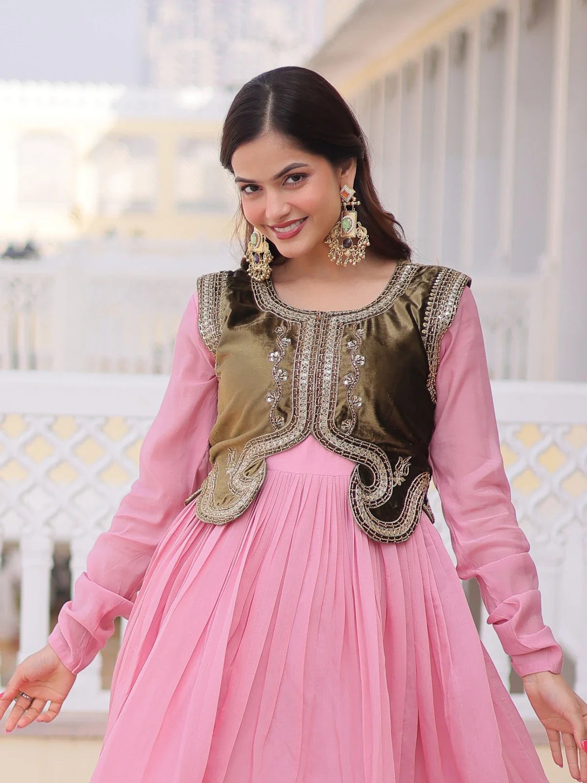 Tarani elegant pink Mal Chanderi gown upper-body closeup showing embroidered olive green velvet koti