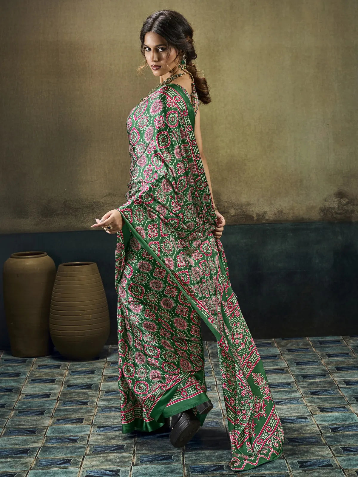 Tarani Simran green Modal Satin Ajrakh print saree back view with printed pallu