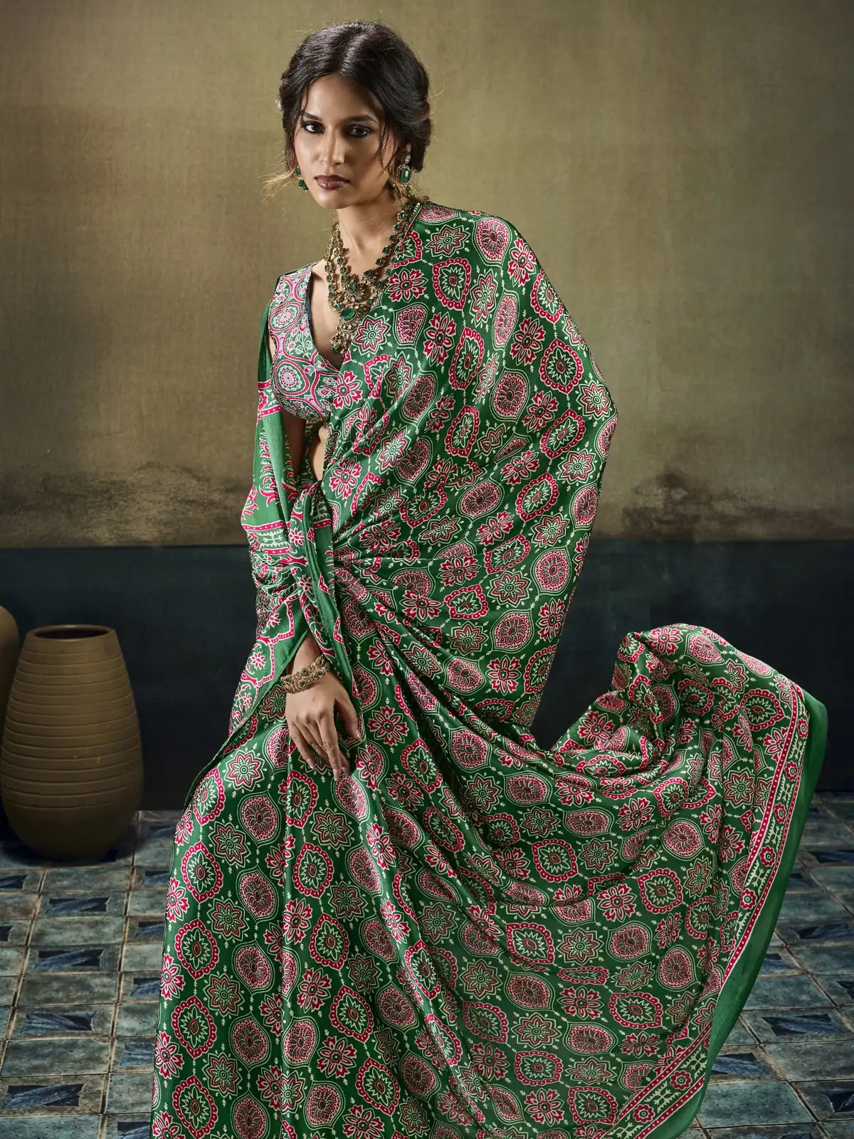 Tarani Simran green Modal Satin Ajrakh print saree pallu view with detailed border