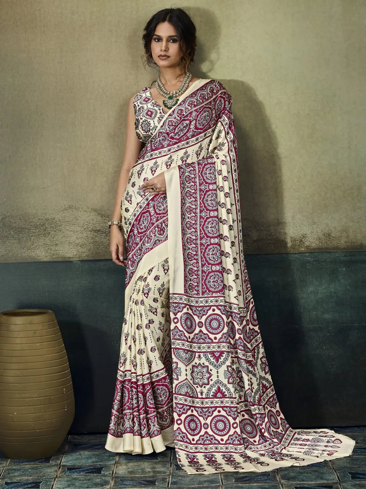 Tarani off white Modal Satin Ajrakh print saree full view with printed border and unstitched blouse