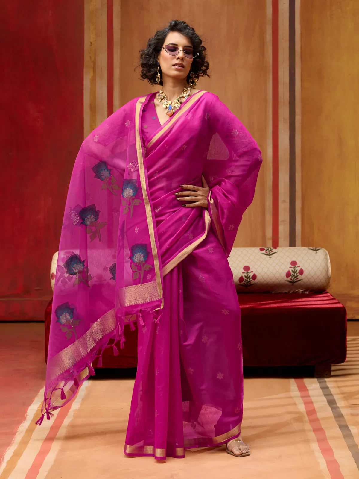 Tarani pink munga cotton handloom saree full view with golden border and floral motifs