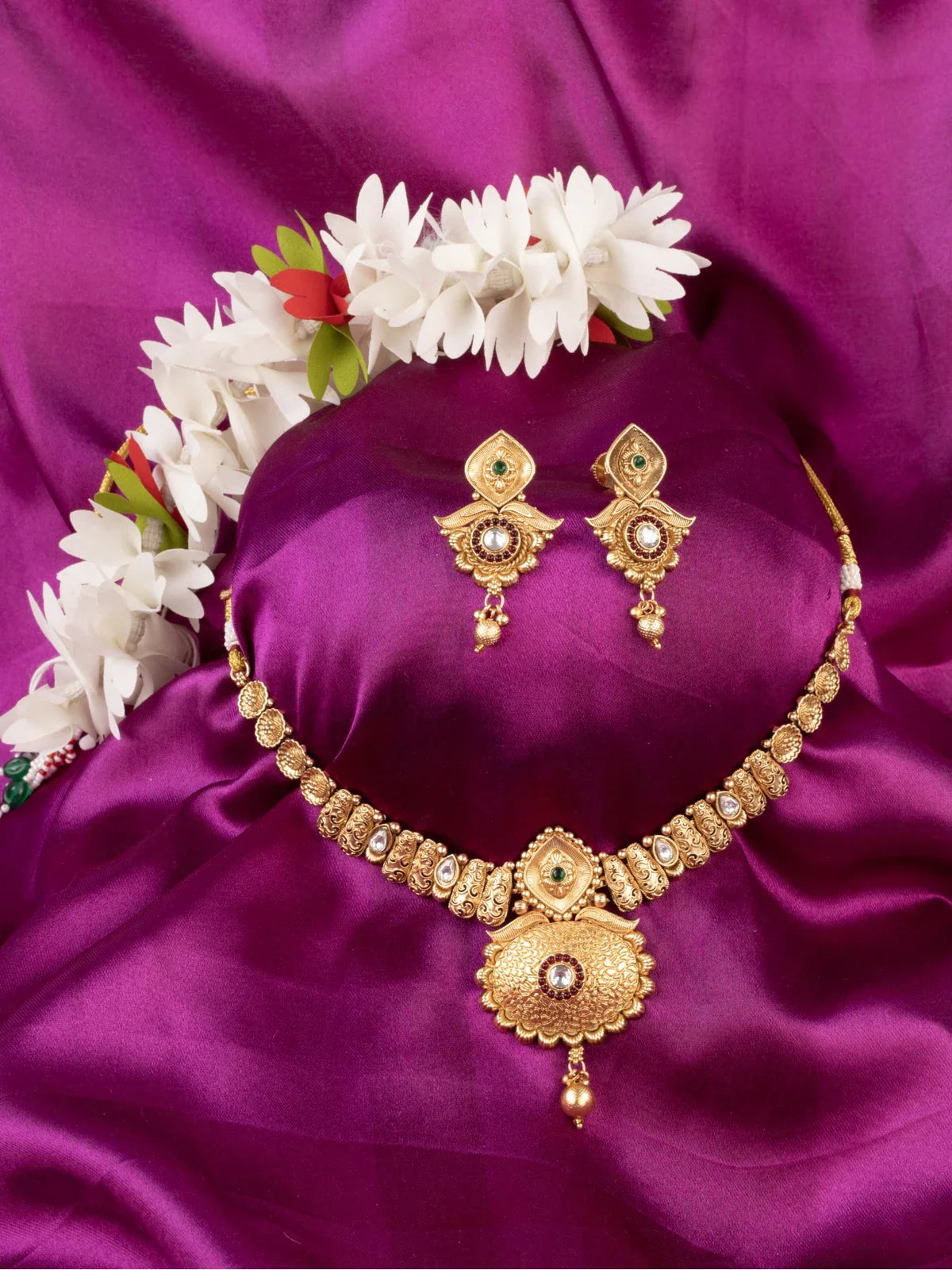 Tarani gold plated antique design necklace set with matching earrings full view