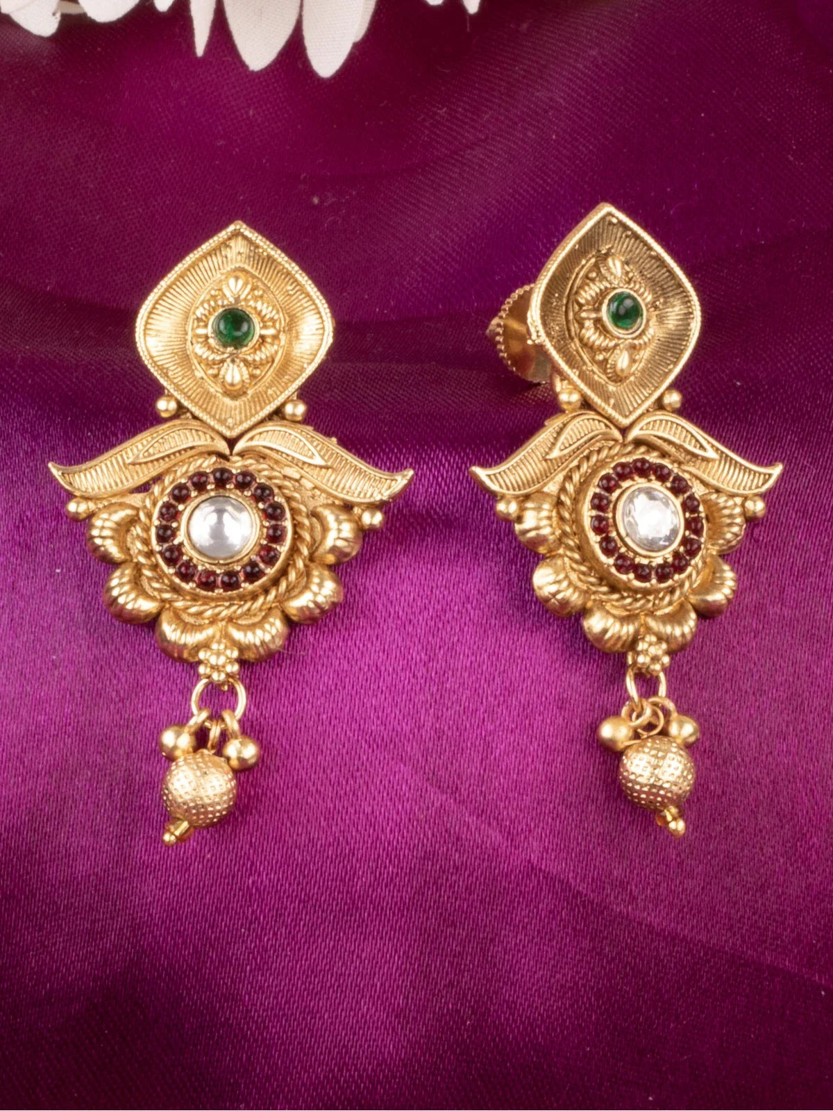 Tarani complete gold plated necklace set with earrings styled in antique design