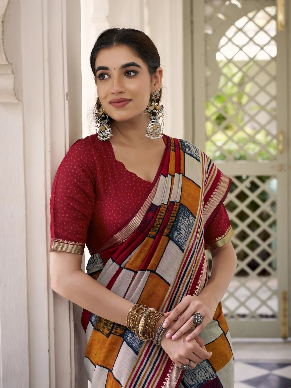 Tarani maroon geometric saree with matching blouse - upper body pose