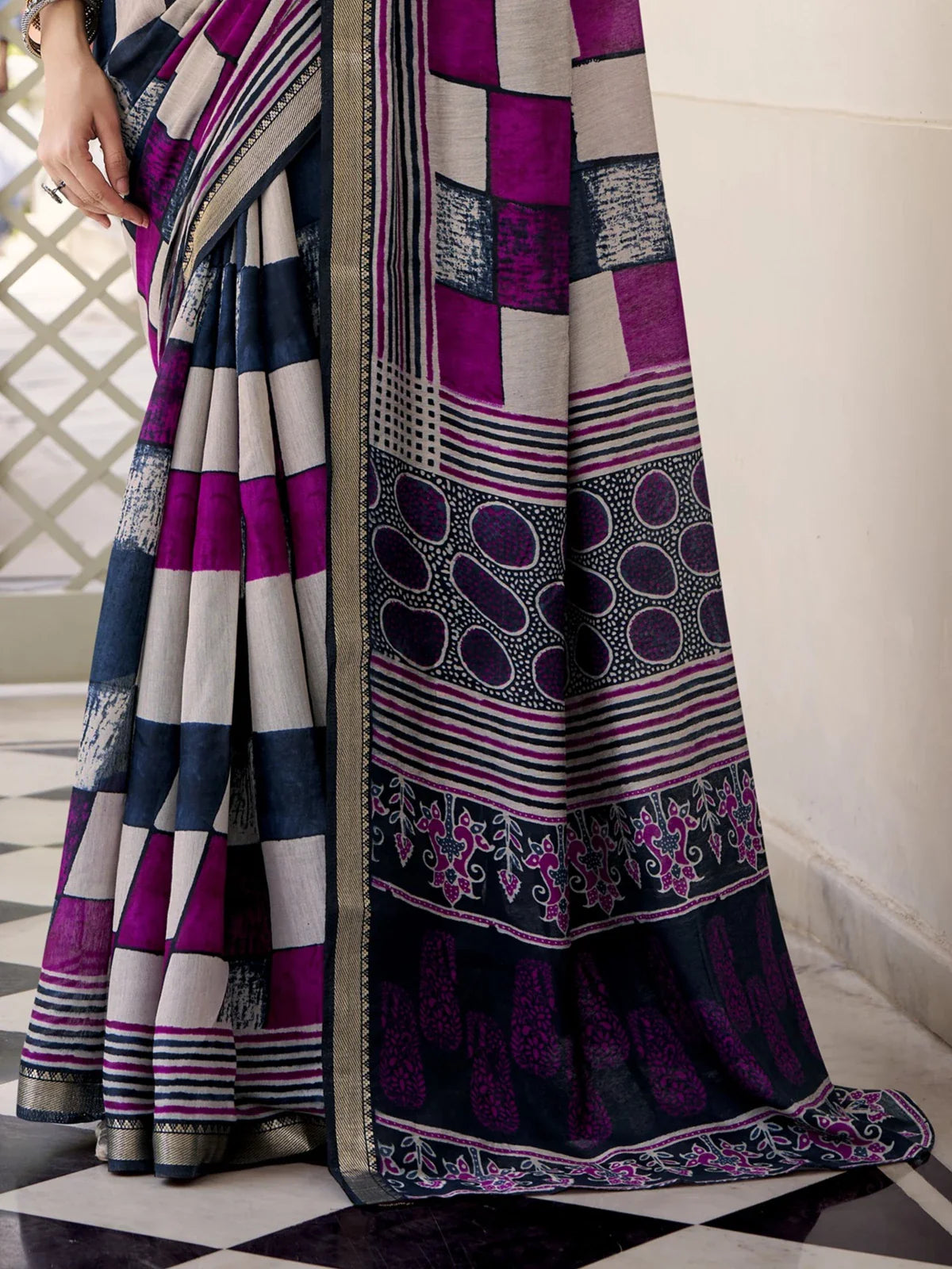 Tarani tarikavati Purple Chanderi saree close up view for festive party and wedding wear