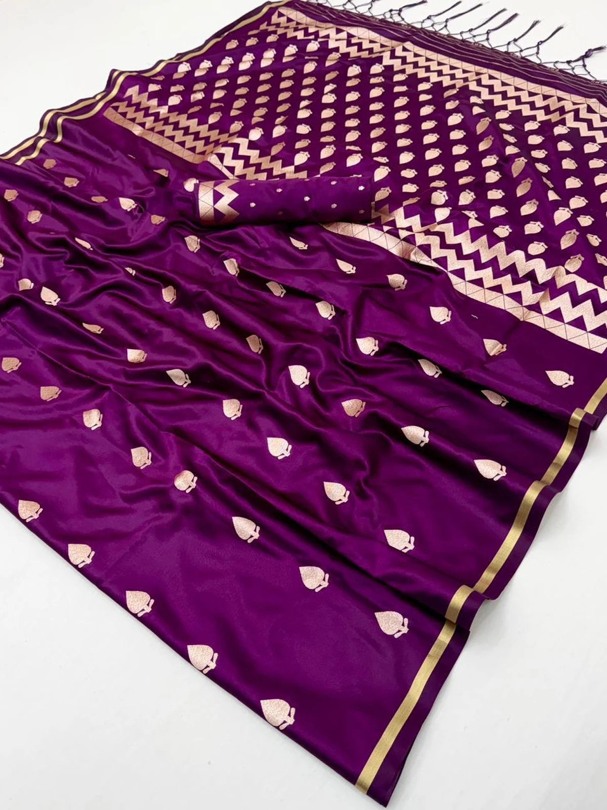 Tarani purple pure satin handloom saree closeup woven motifs