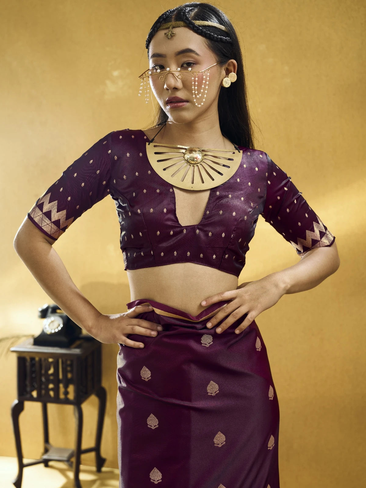 Tarani wine Pure Satin Handloom Weaving saree upper body blouse view