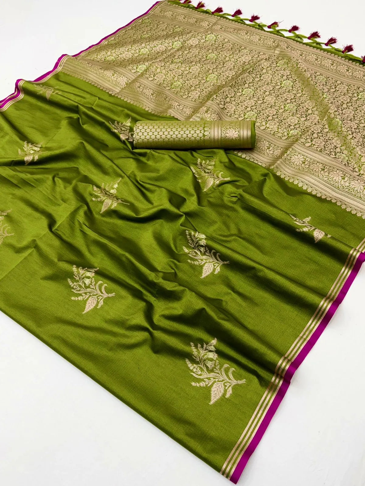 Tarani olive green satin linen weaving silk saree fabric closeup with woven detailing