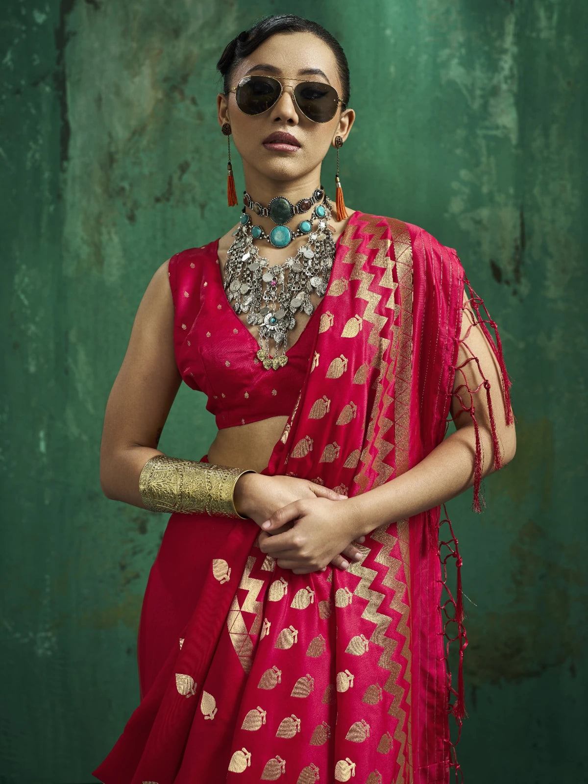 Tarani Kalpita closeup blouse and border detailing in pure satin handloom saree