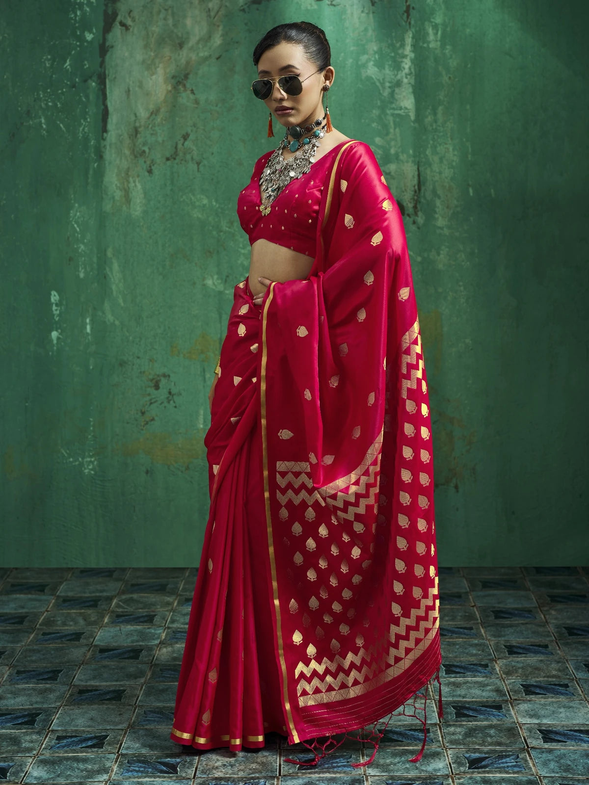 Tarani Kalpita side view magenta satin saree with woven border