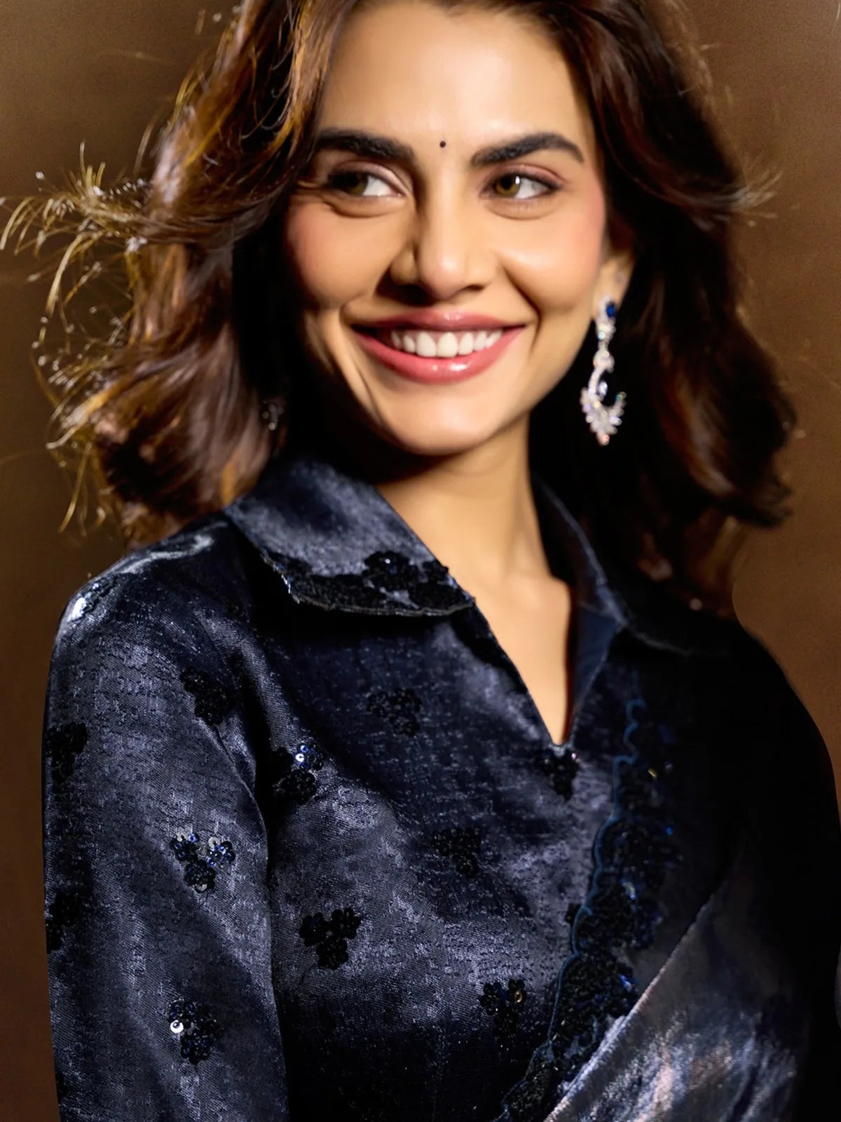 Tarani Kshiti blouse closeup with dual sequins embroidery detailing