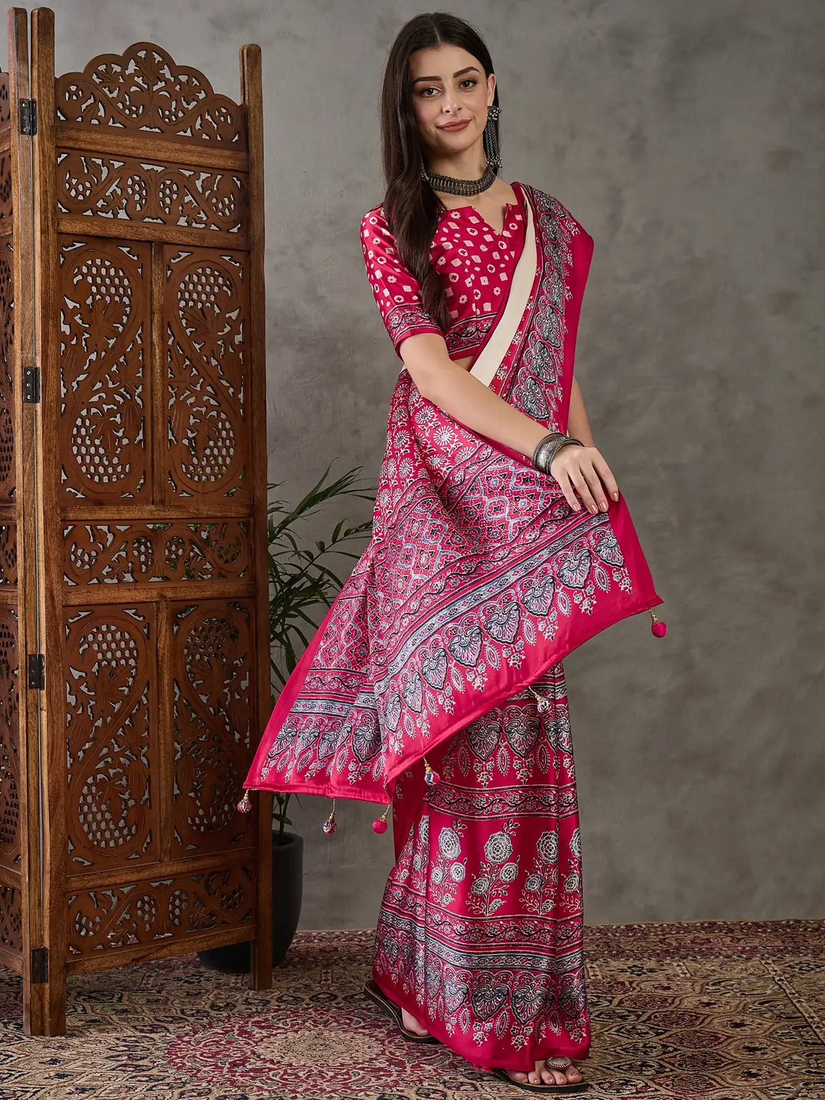 Tarani semi modal satin magenta saree full-view view