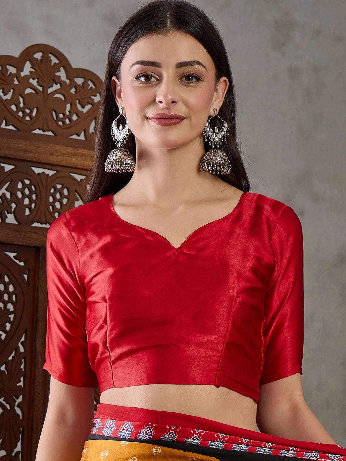 Tarani Aashini semi modal satin printed saree upper body view with matching blouse