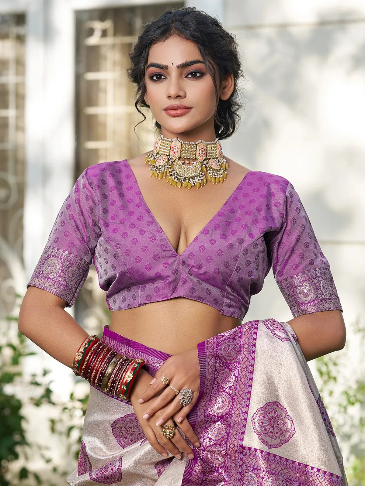 Tarani Amodita purple silk blend saree upper body blouse and border detailing
