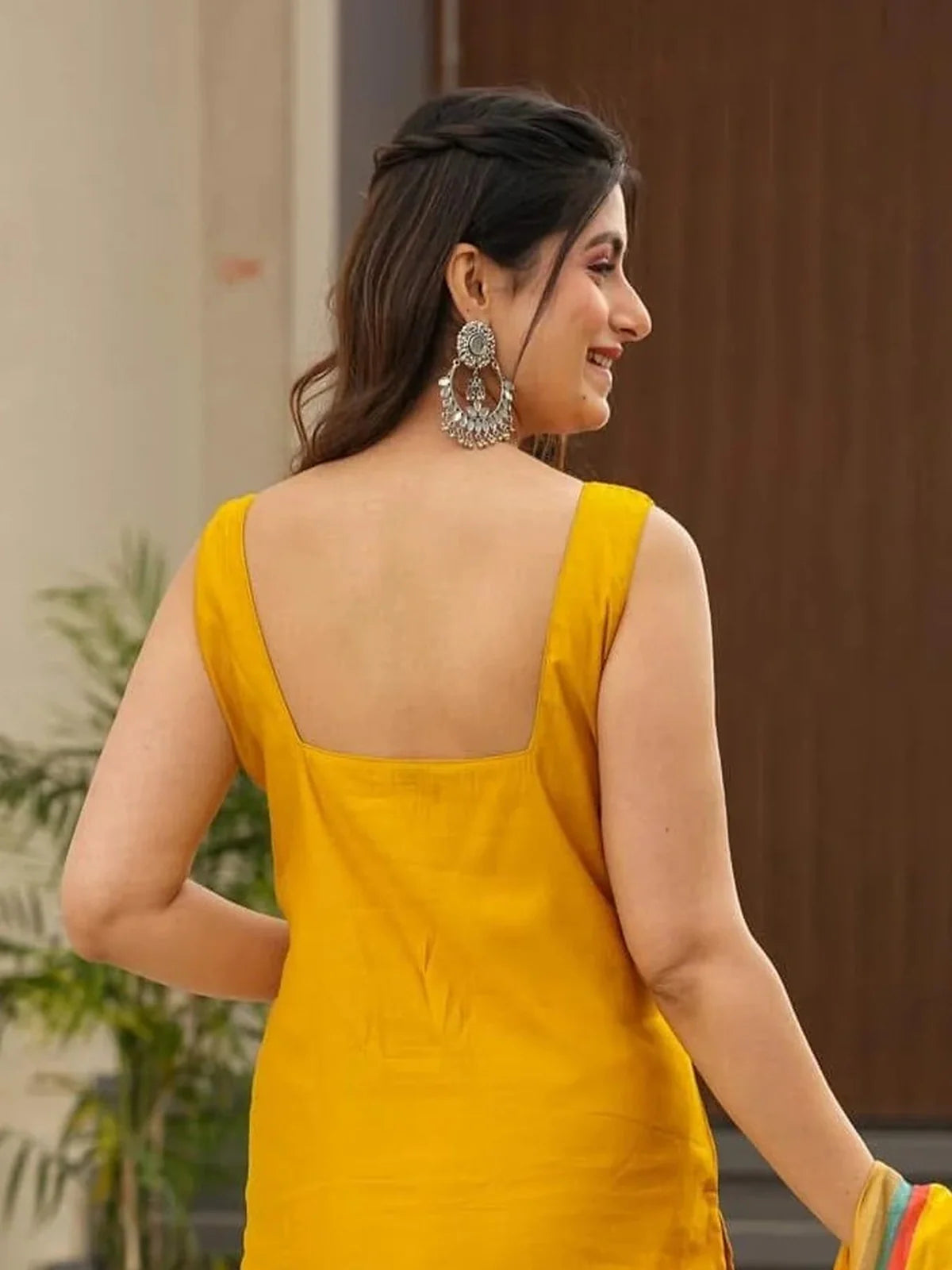 Tarani yellow silk kurti set back view showing square neckline