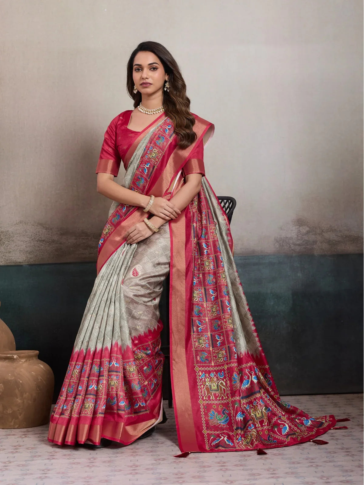 Tarani beige kalki silk saree with digital print and contrast blouse – front view