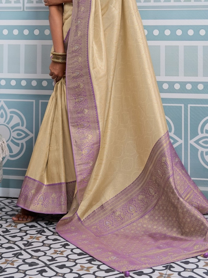 Tarani beige silk saree with lilac border and zari pallu detailed view