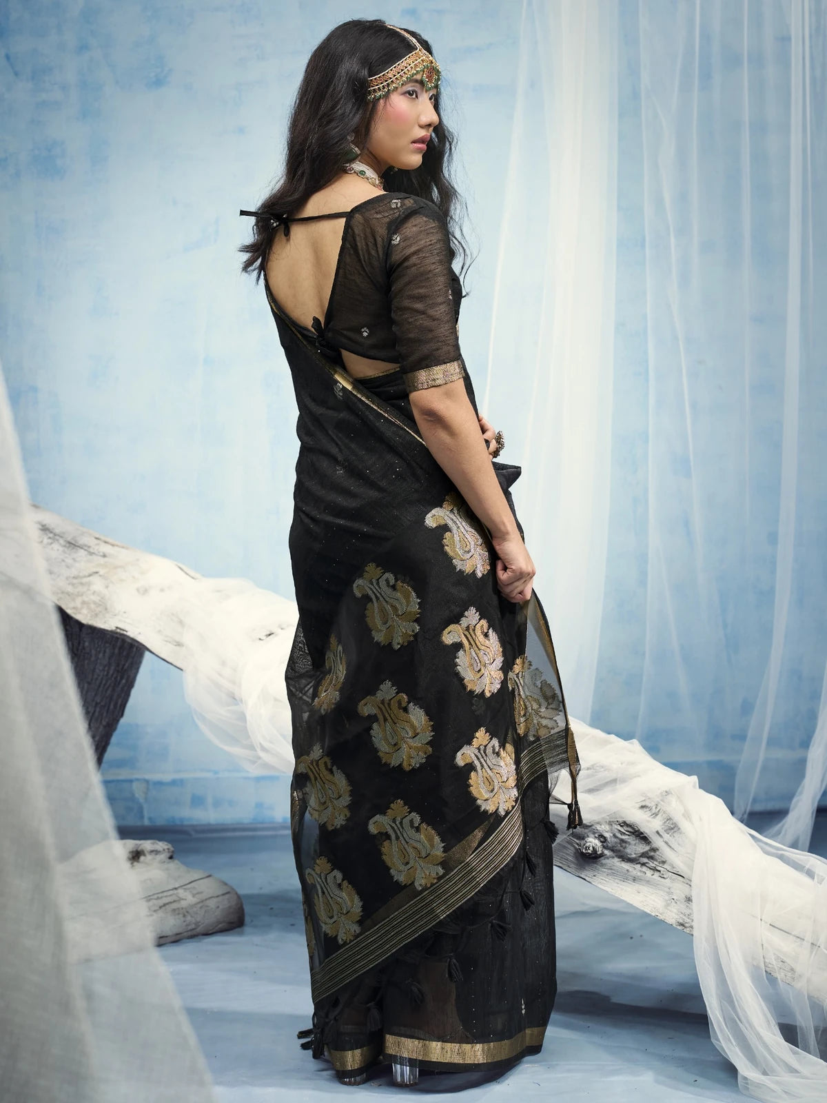 Tarani black Pure Munga Silk Handloom saree back-view with organza pallu and woven border