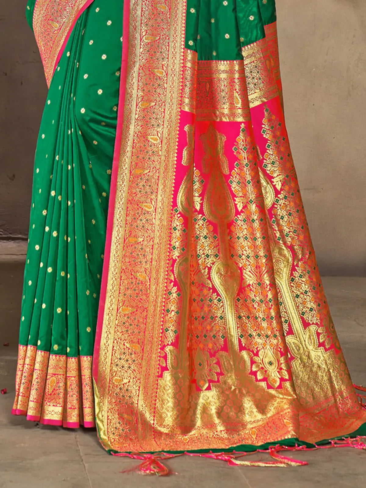 Kashmira Silk Saree - TARANI